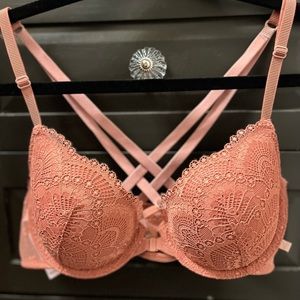 Victorias Secret NWOT Demi Bra 34C